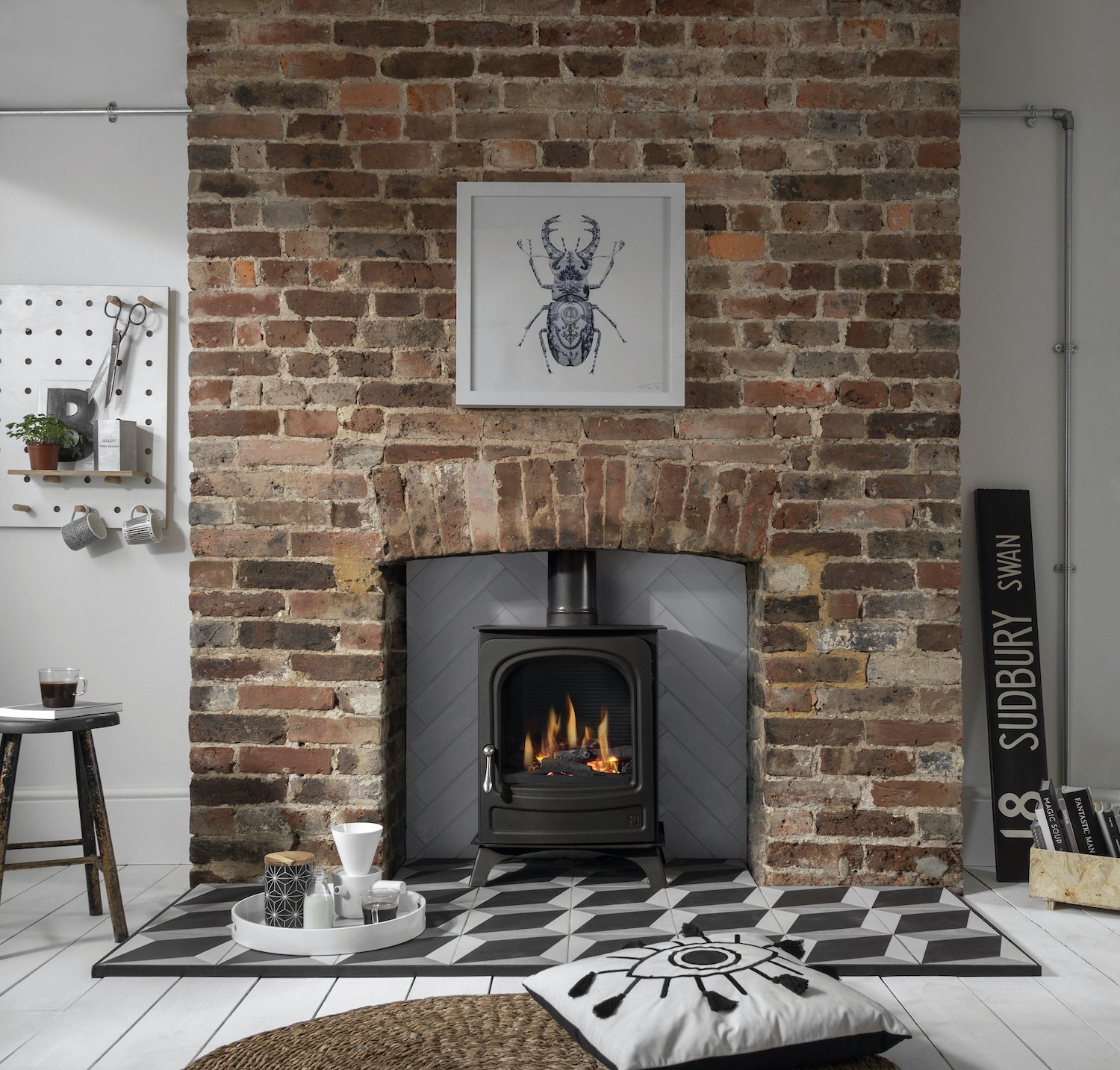 10 Inspiring Design Ideas for Chimney Breasts and Alcoves - Design Hunter